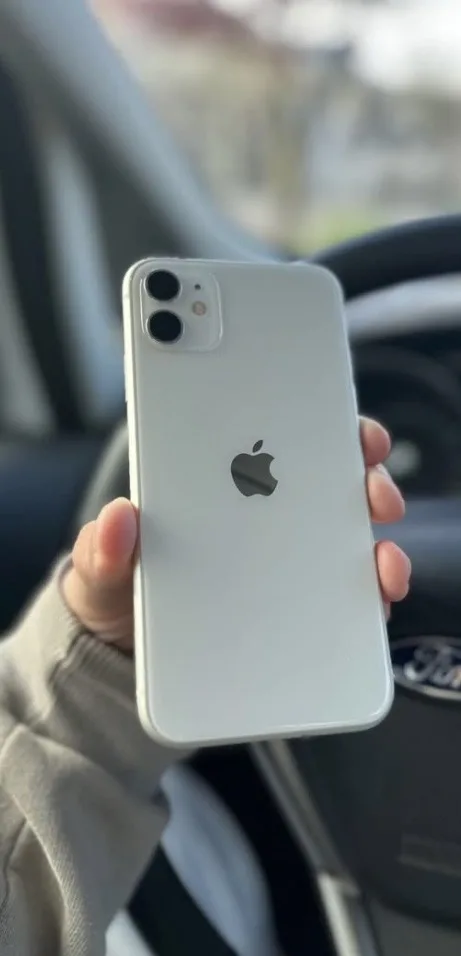 iPhone 11